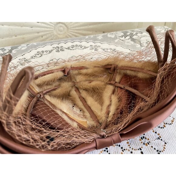 Vintage 1950s Brown Mink Fur Hat With Satin Bow Netting main image 5